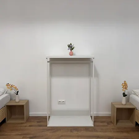 Apartmán T&k - - 3-6 Grand With Private Parking For Vehicles *