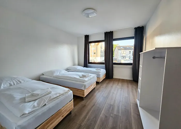 Appartement T&k - - 3-6 Grand With Private Parking For Vehicles *
