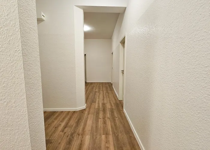 Appartement T&k - - 3-6 Grand With Private Parking For Vehicles *